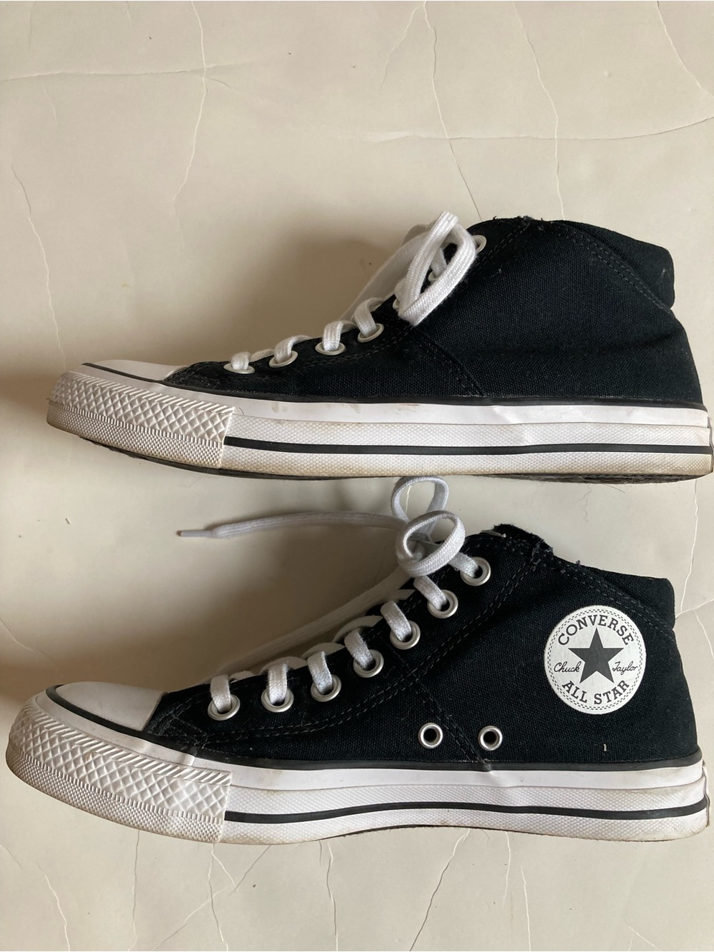 Converse Chuck Taylor all star Malden street mid top women’s 7.5 8 men’s 6 EUC